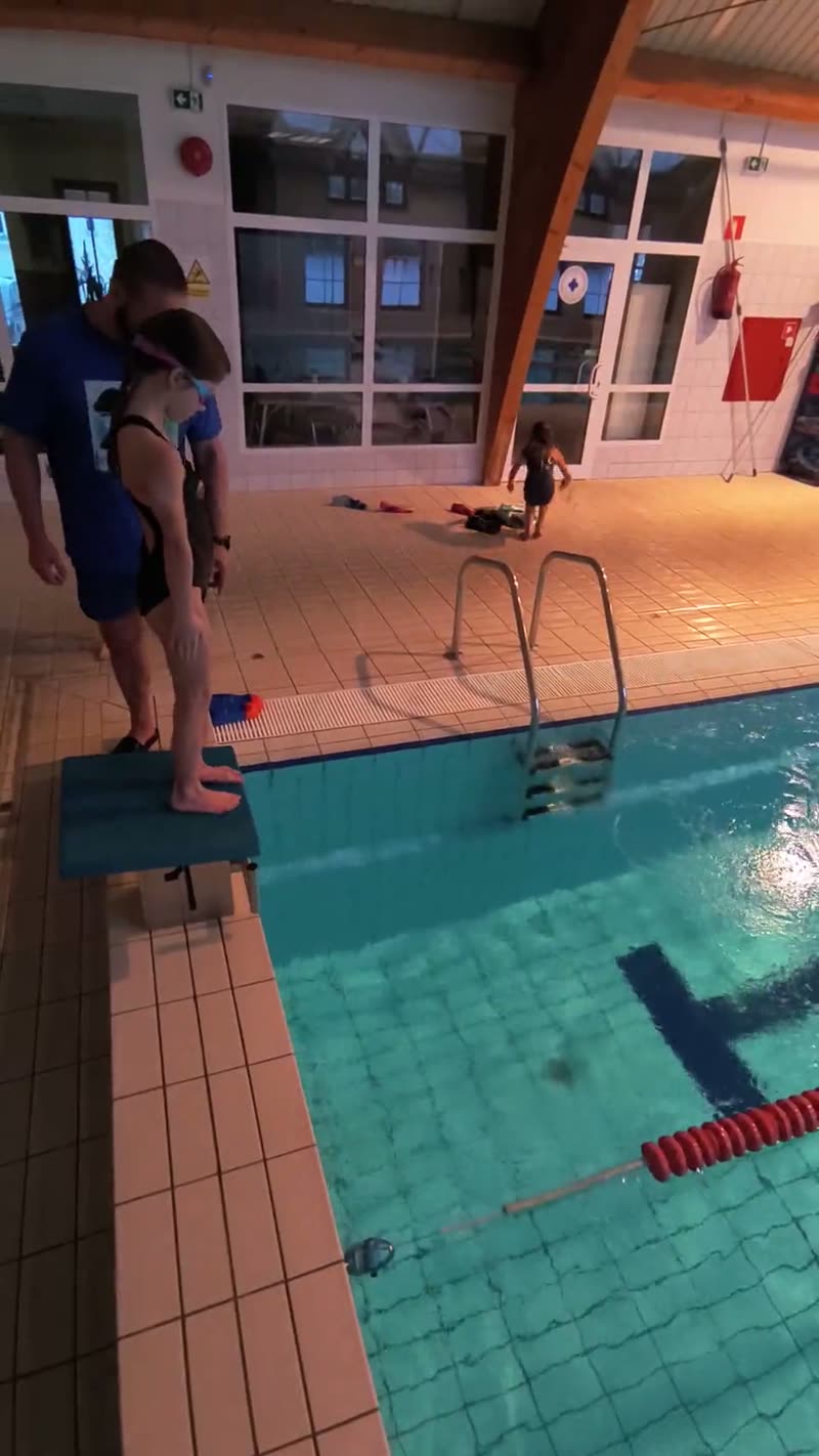 Zajecia plywania ORKA