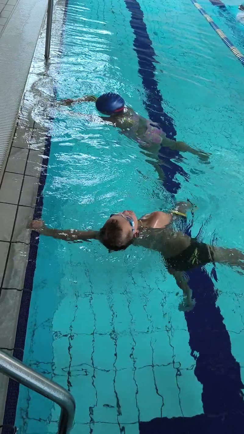 Zajecia plywania ORKA