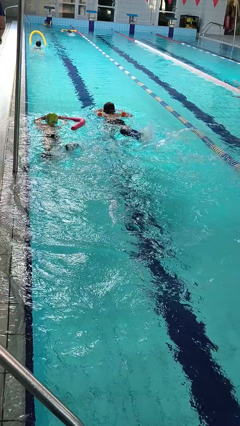 Zajecia plywania ORKA